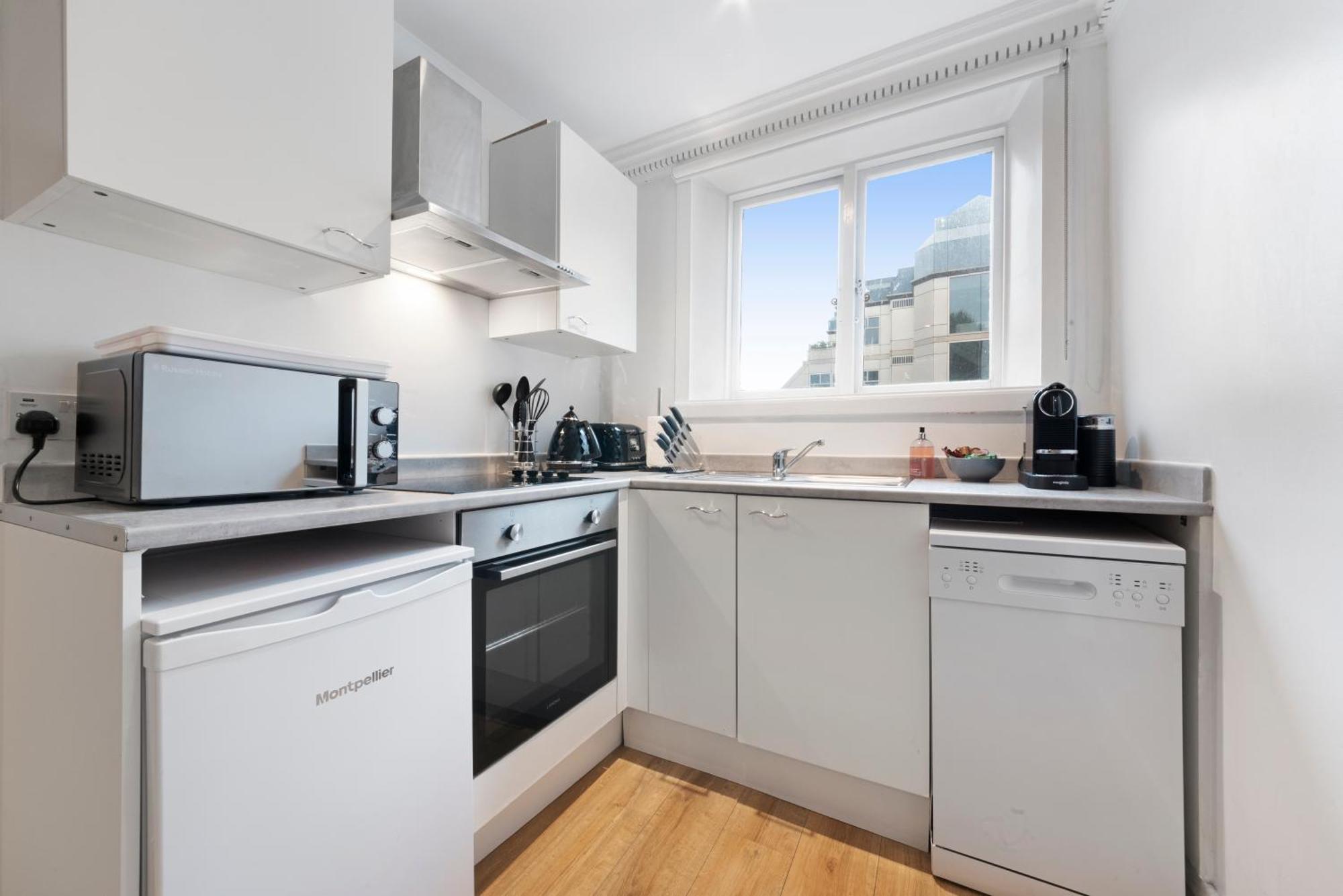 2 Bed Piccadilly Apartment 4 Londyn Zewnętrze zdjęcie